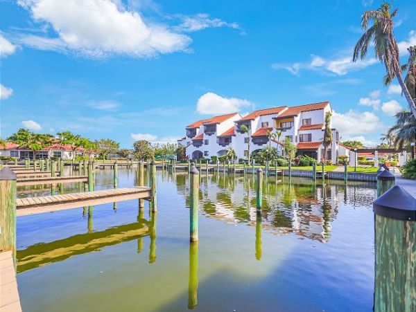 Fort Myers Beach 2 Bedroom Rental Canal Views