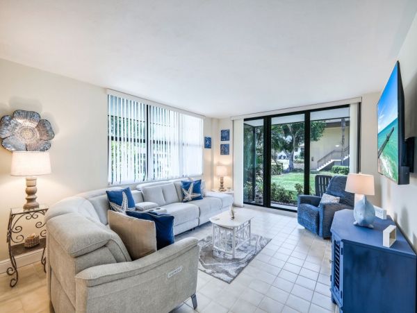 Charming Marco Island 2 Bedroom Vacation Condo