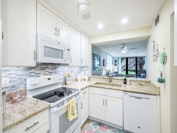 Charming Marco Island 2 Bedroom Vacation Condo