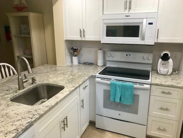 Two Bedroom Vacation Condo in Naples