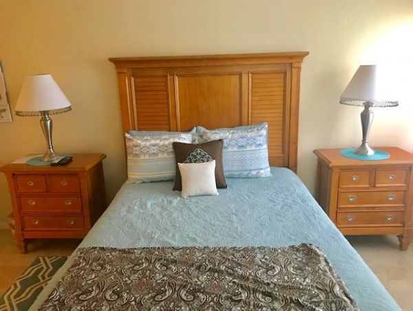 Two Bedroom Vacation Condo in Naples