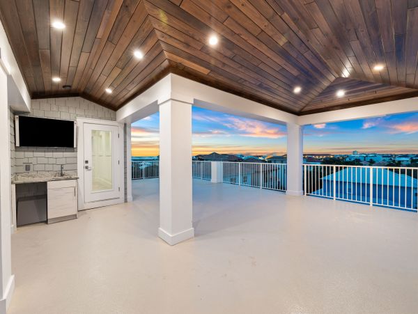 Miramar Beach Luxury 8 Bedroom Vacation Pool Home