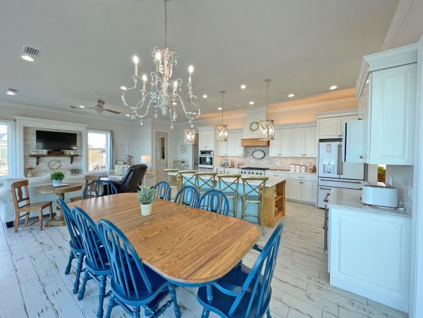 Luxury Waterfront Home with Private Pool, Outdoor Kitchen, Grill & TV