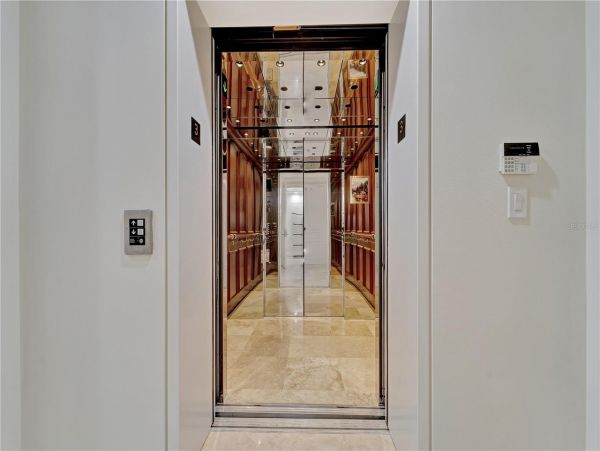 On Beach Longboat Key Vacation Condo Three Bedroom
