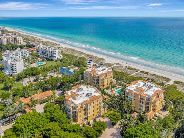 On Beach Longboat Key Vacation Condo Three Bedroom