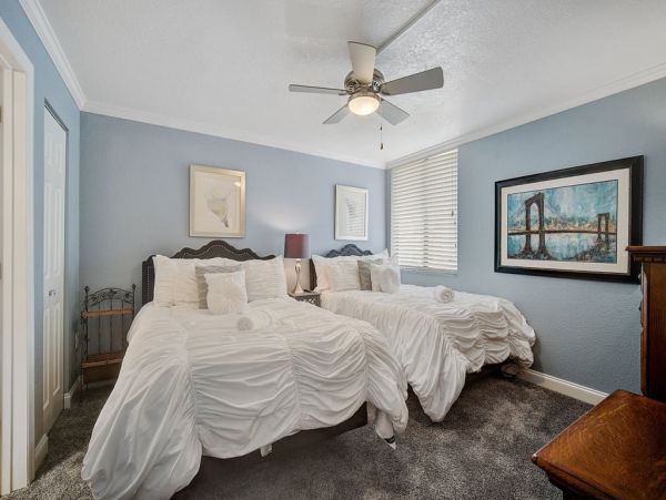 Siesta Key Two Bedroom Vacation Rental Near the Beach