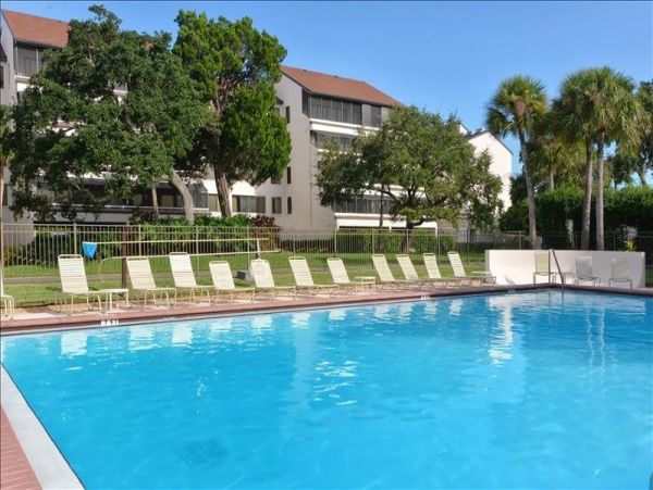 Siesta Key Two Bedroom Vacation Rental Near the Beach