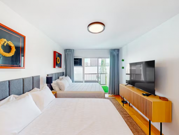 Honolulu Vacation Rental: Beach Access & City Views