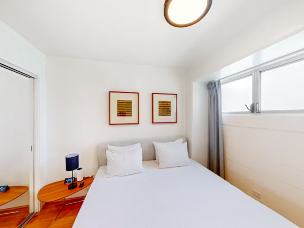 Honolulu Vacation Rental: Beach Access & City Views