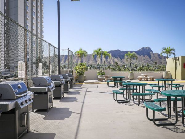Waikiki Vacation Condo Two Bedroom Diamon Head Views