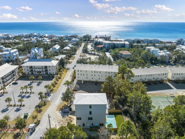 Santa Rosa Beach Vacation Home Sleeps 38 Guests