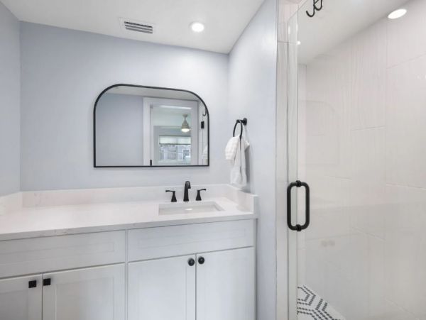 Walk to Beach Vcacation Duplex Two Bedroom