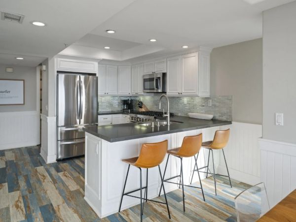 Oceanfront Three Bedroom Vacation Rental in Mission Beach