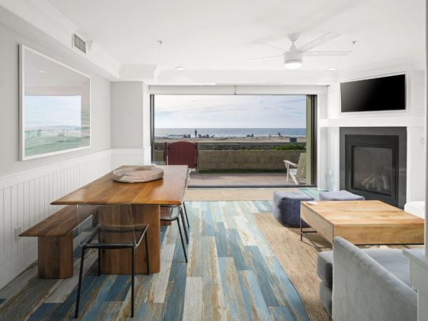 Oceanfront Three Bedroom Vacation Rental in Mission Beach