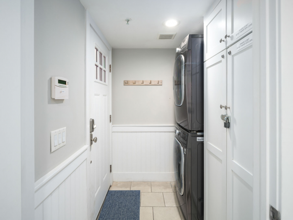 Oceanfront Three Bedroom Vacation Rental in Mission Beach