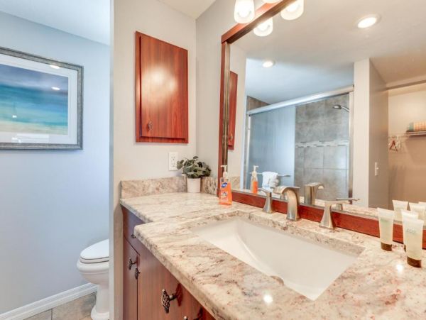 Sarasota Getaway: Heated Pool, Games, Close to Downtown