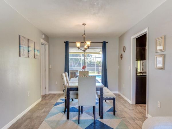 Sarasota Getaway: Heated Pool, Games, Close to Downtown