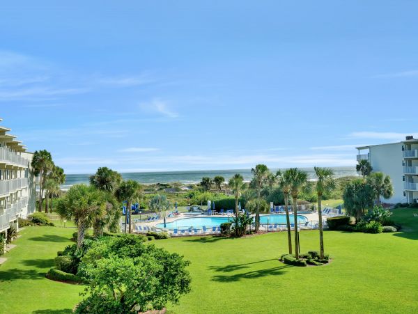 100 Steps from the Beach & Ocean Views