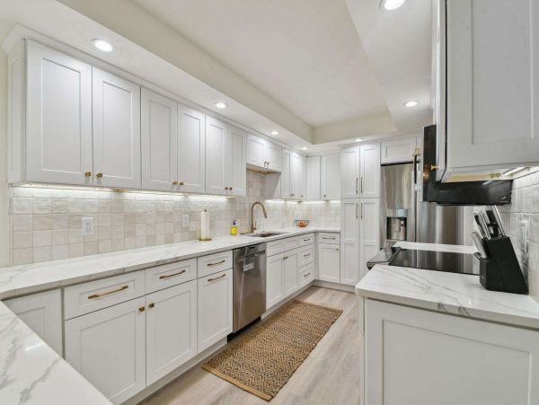 Three Bedroom Luxury Condo on the beach