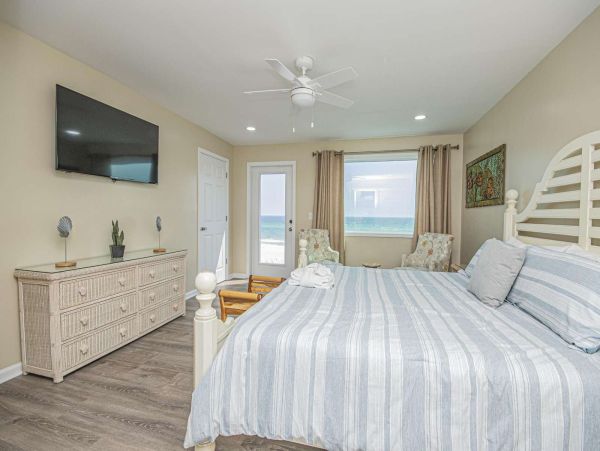 Gulf Front Three Bedroom Vacation Rental in Panama City Beach