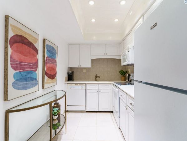 Siesta Key Beachfront Three Bedroom Vacation Rental