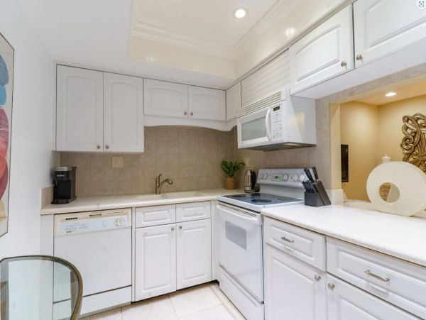 Siesta Key Beachfront Three Bedroom Vacation Rental