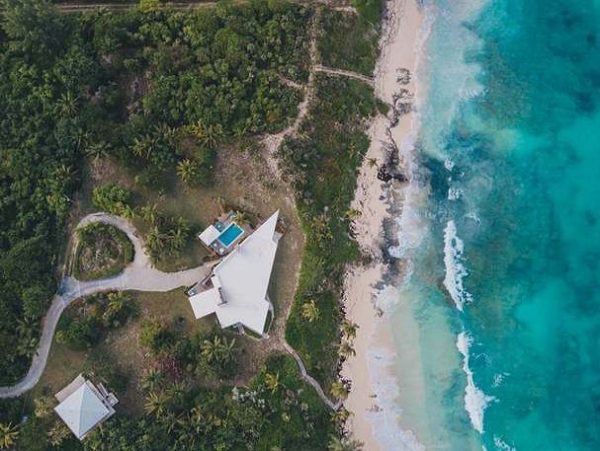 Beachfront Six-Bedroom Estate With Pool in Palmetto Point
