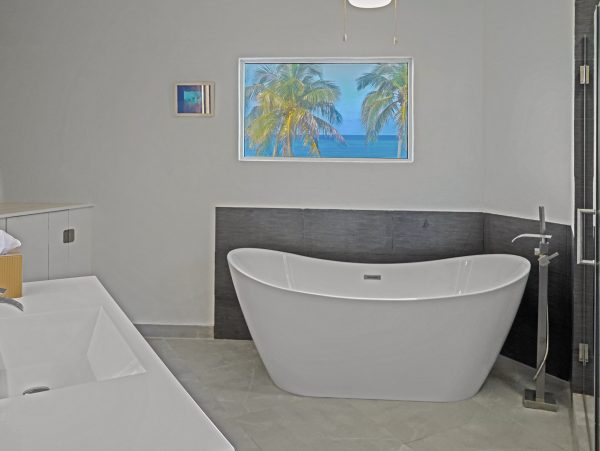 Beachfront Six-Bedroom Estate With Pool in Palmetto Point