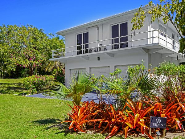 Beachfront Six-Bedroom Estate With Pool in Palmetto Point