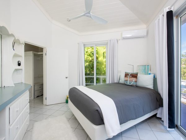 Beachfront Six-Bedroom Estate With Pool in Palmetto Point