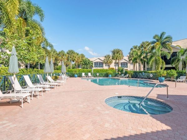 Naples Three Bedroom Vacation Condo