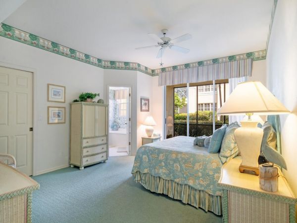 Naples Three Bedroom Vacation Condo