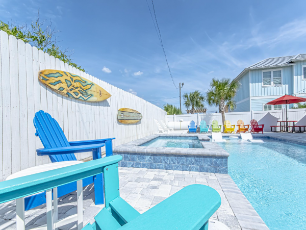 Relaxing Getaway Four Bedroom Vacation Pool Home