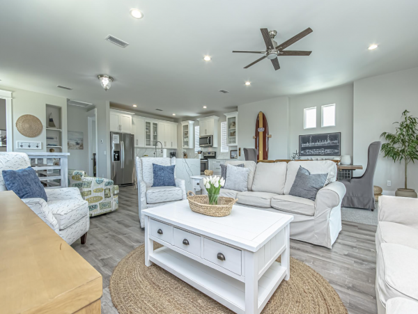 Relaxing Getaway Four Bedroom Vacation Pool Home