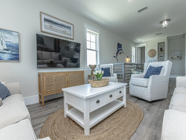 Relaxing Getaway Four Bedroom Vacation Pool Home