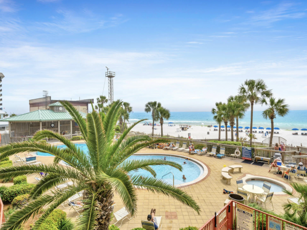 Large Beachfront Balcony 3-BD Gulf Front Pool Condo in Panama City Beach