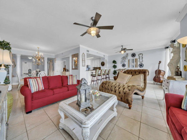 Large Beachfront Balcony 3-BD Gulf Front Pool Condo in Panama City Beach