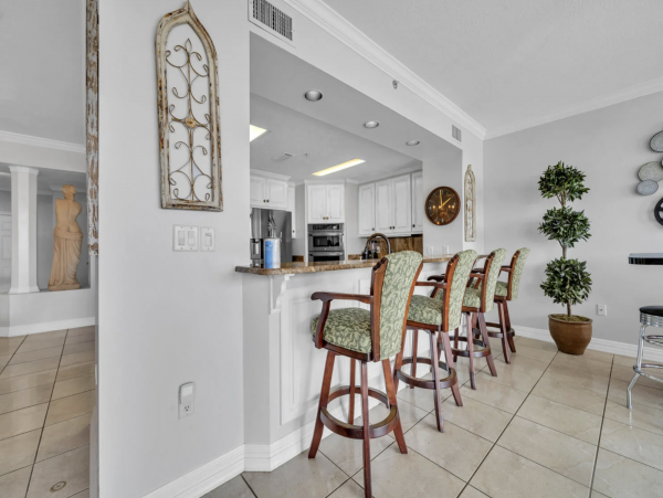 Large Beachfront Balcony 3-BD Gulf Front Pool Condo in Panama City Beach