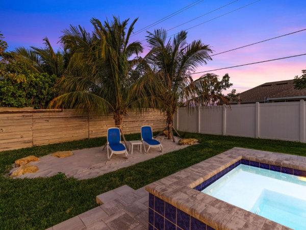 Cape Coral Two Vacation Rentals Seven Bedrooms Total
