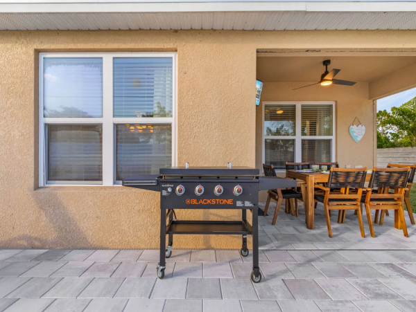 Cape Coral Two Vacation Rentals Seven Bedrooms Total