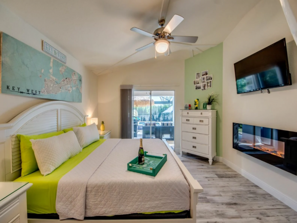 Cape Coral Two Vacation Rentals Seven Bedrooms Total