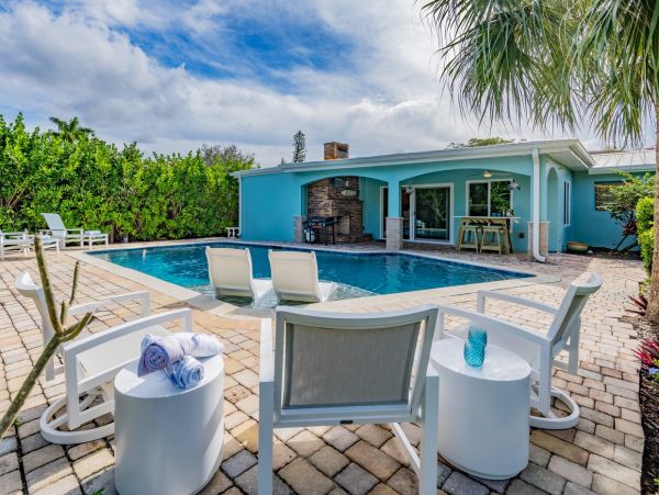 Naples Family-Friendly Beach Vacation Rental