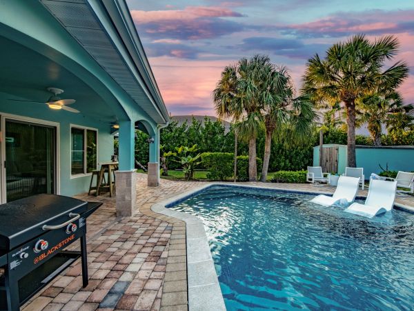 Naples Family-Friendly Beach Vacation Rental