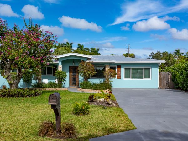 Naples Family-Friendly Beach Vacation Rental