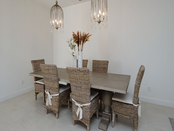Fabulous Three Bedroom Vacation Home Great Amenities