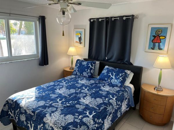 Walk to Beach Three Bedroom Vacation Home in Marco Island
