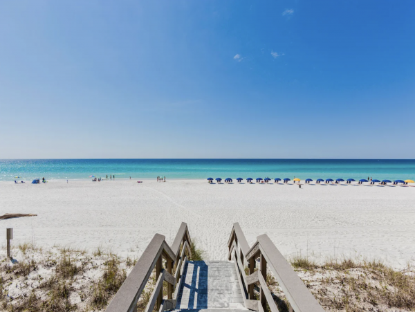 Pet-Friendly 7BD Gulf Front Home with Private Plunge Pool