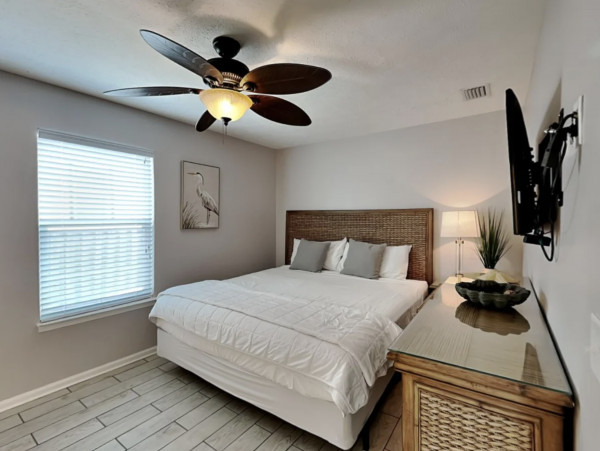 Pet-Friendly 7BD Gulf Front Home with Private Plunge Pool
