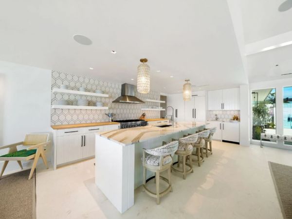 Gulf Front Vacation Pool Home in Alys Beach