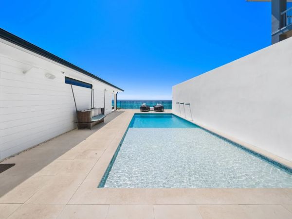 Gulf Front Vacation Pool Home in Alys Beach
